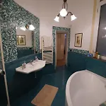 Casa Chiaia Suor Orsola Napoli