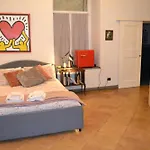 Casa Chiaia Suor Orsola Oda ve Kahvaltı