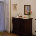 Casa Chiaia Suor Orsola Oda ve Kahvaltı Napoli