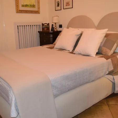 Residenza Suor Orsola Neapel