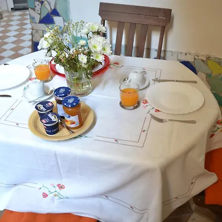 Casa Chiaia Suor Orsola ナポリ