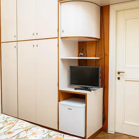 Casa Chiaia Suor Orsola 3* ナポリ