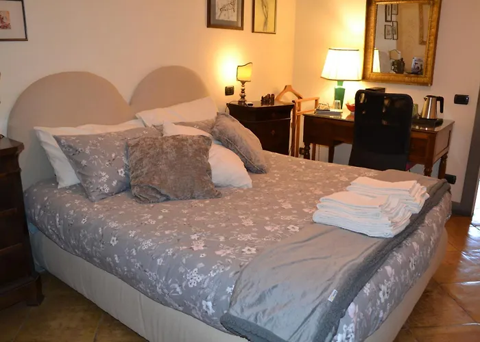 Casa Chiaia Suor Orsola فندق مبيت وإفطار *